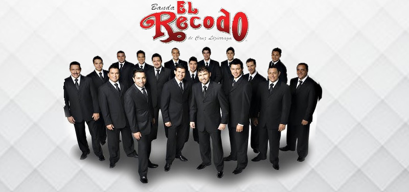 Ft con Banda el Recodo